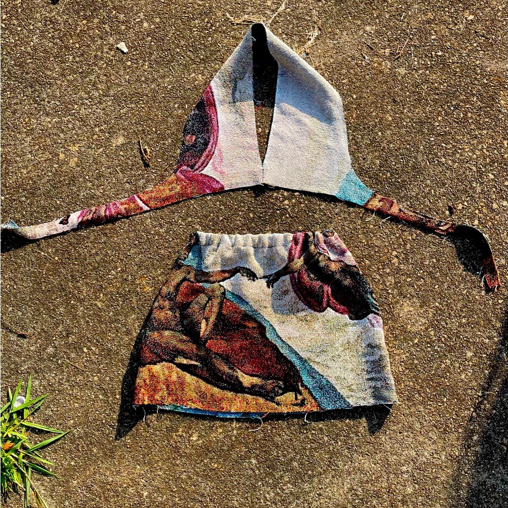 Woven goddess set